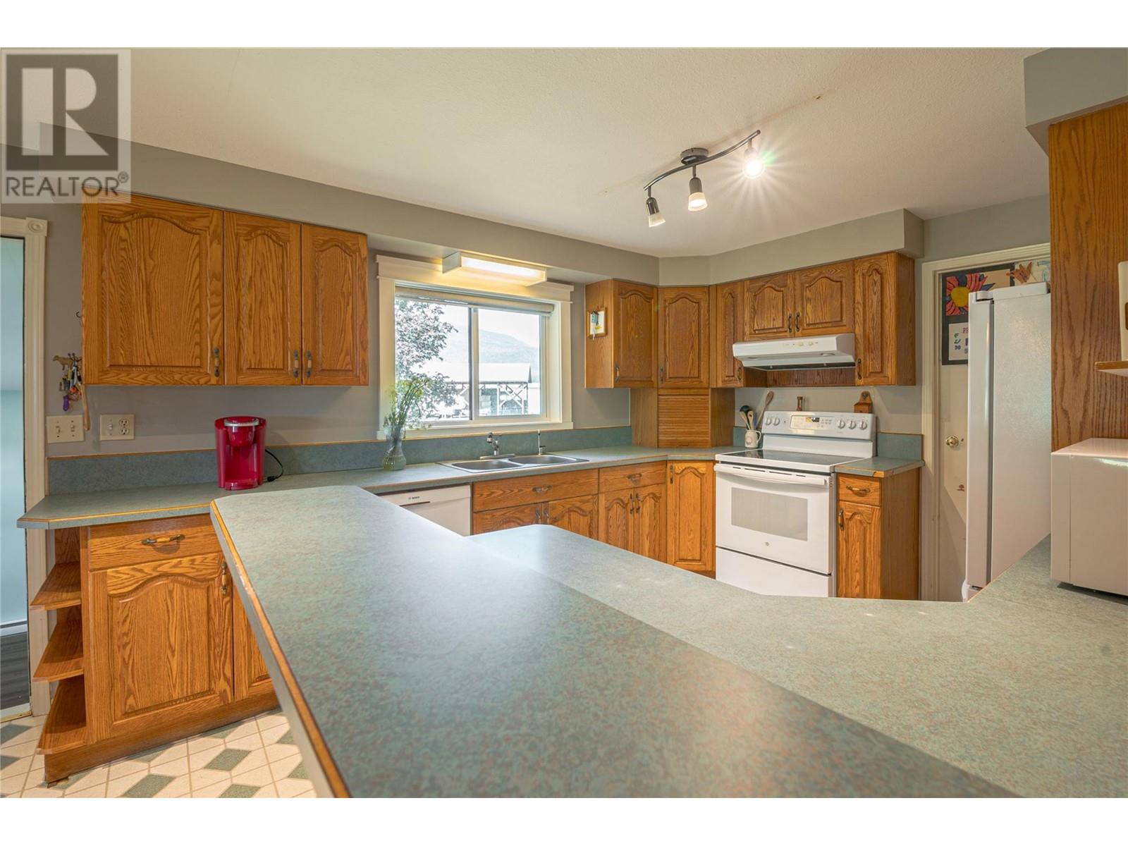 Photo 3 of 9982 97 B Highway, Enderby BC