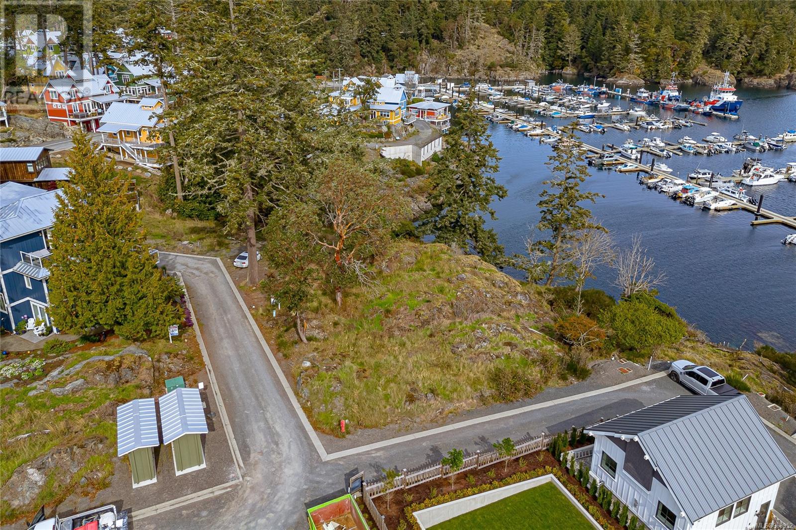  800 Sunset Point, Sooke