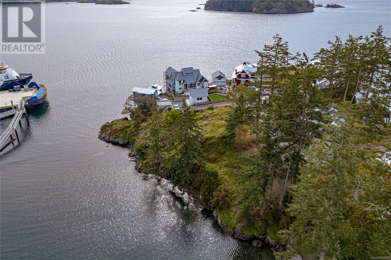  800 Sunset Point, Sooke