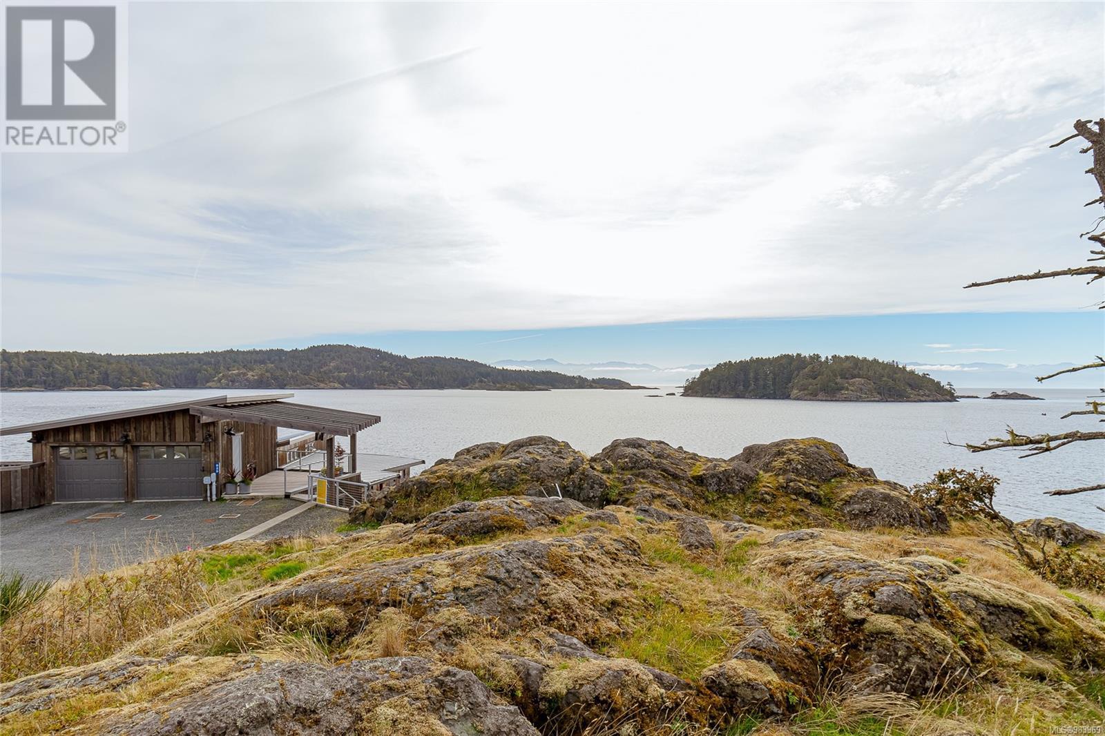  817 Sunset Point, Sooke