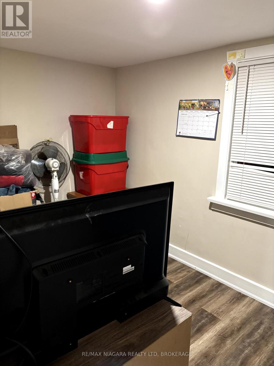 Photo 24 of 130 Killaly Street E, Port Colborne ON