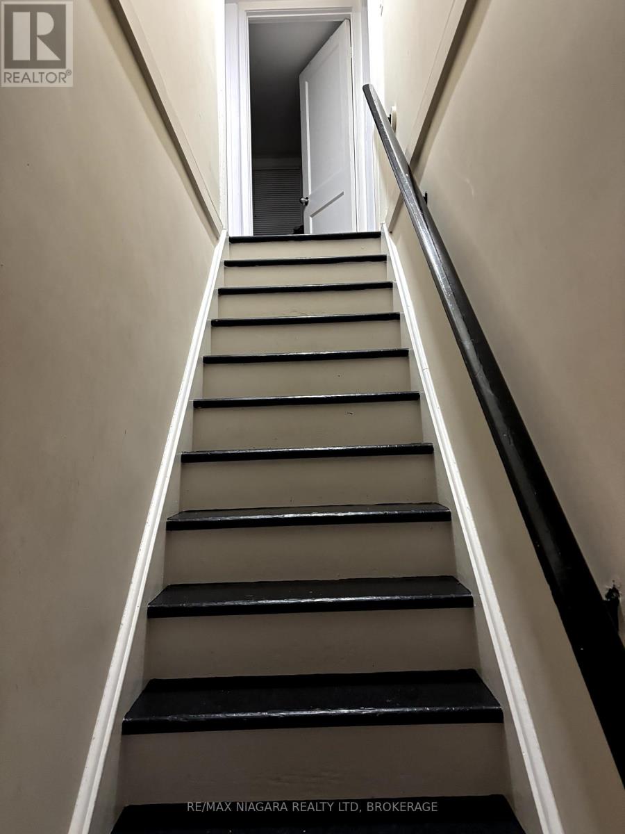 Photo 25 of 130 Killaly Street E, Port Colborne ON