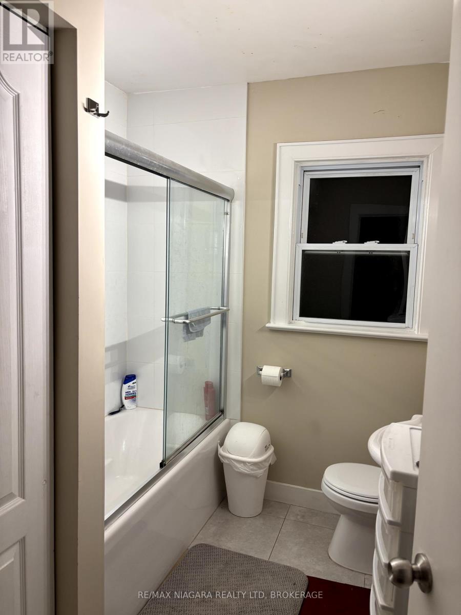 Photo 27 of 130 Killaly Street E, Port Colborne ON