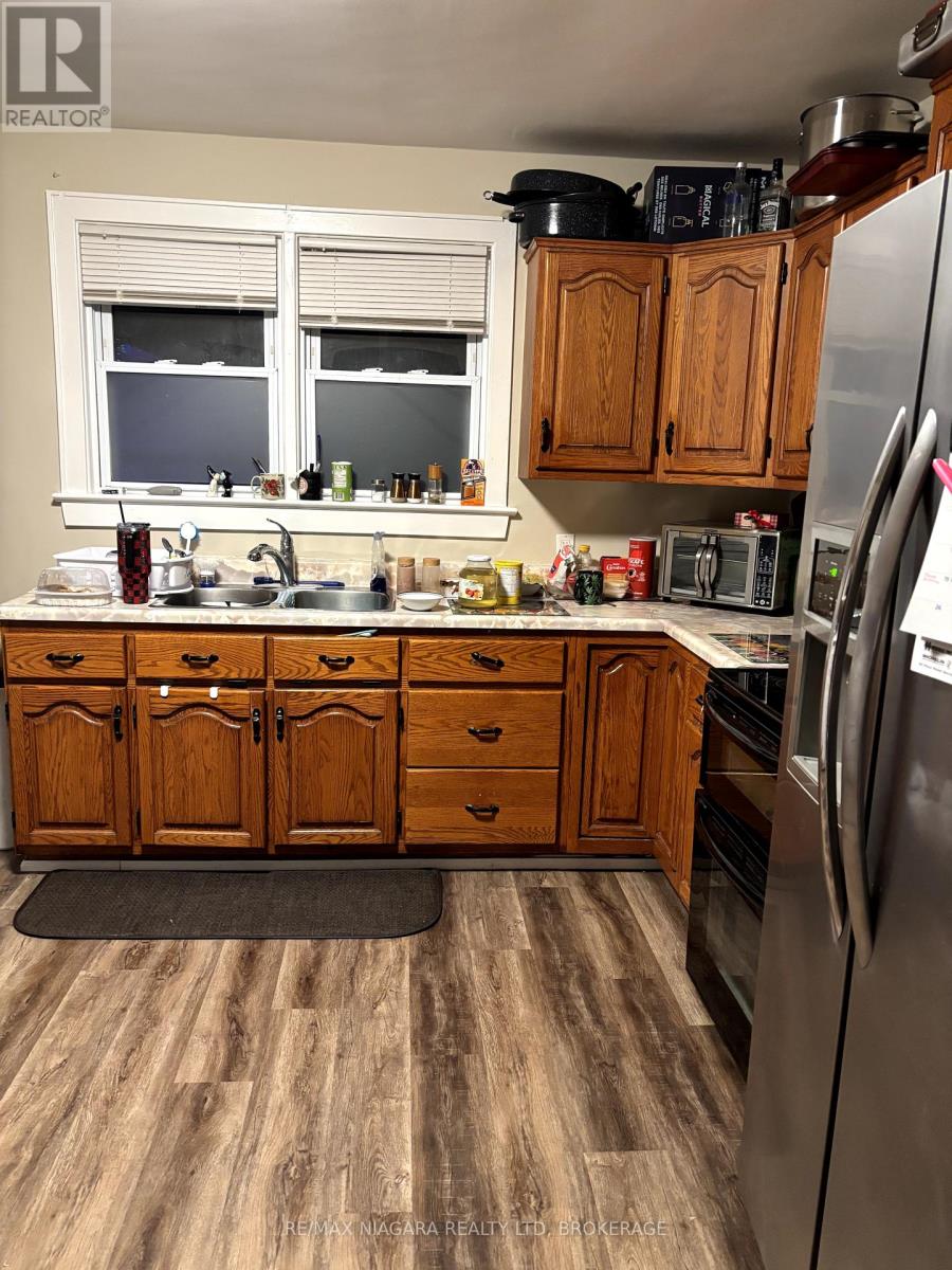Photo 29 of 130 Killaly Street E, Port Colborne ON