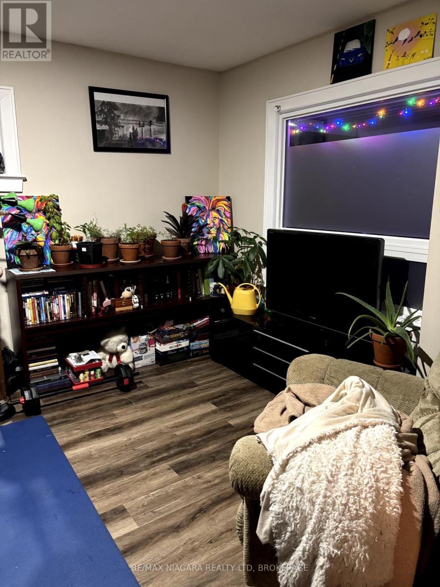 Photo 30 of 130 Killaly Street E, Port Colborne ON