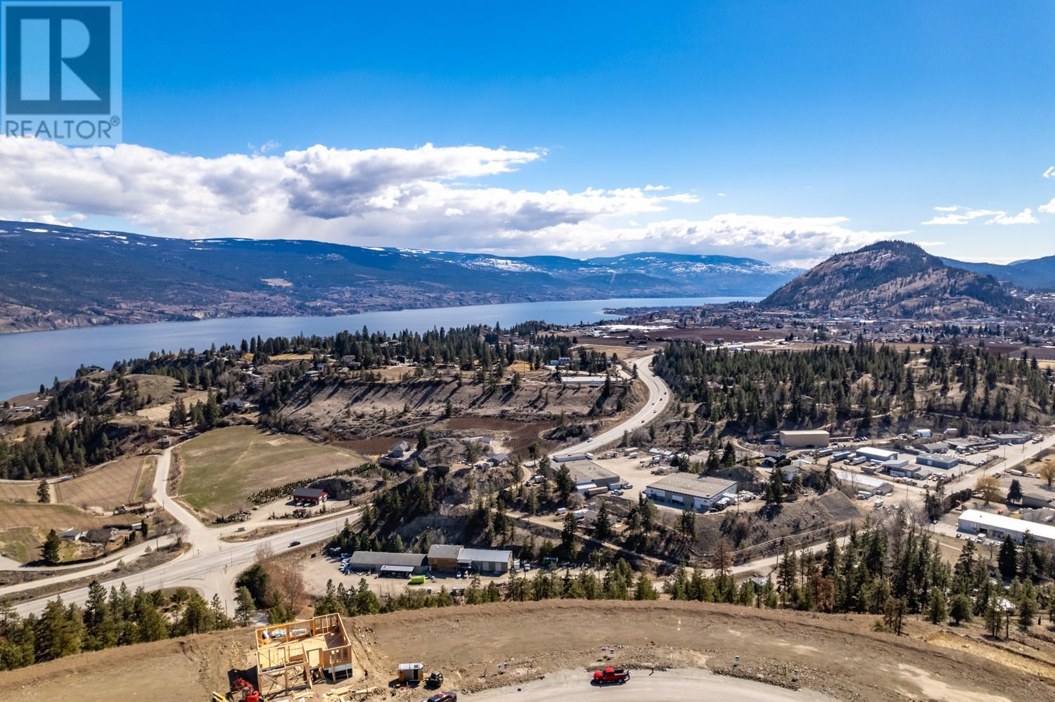 18665 Mckenzie Court, Summerland