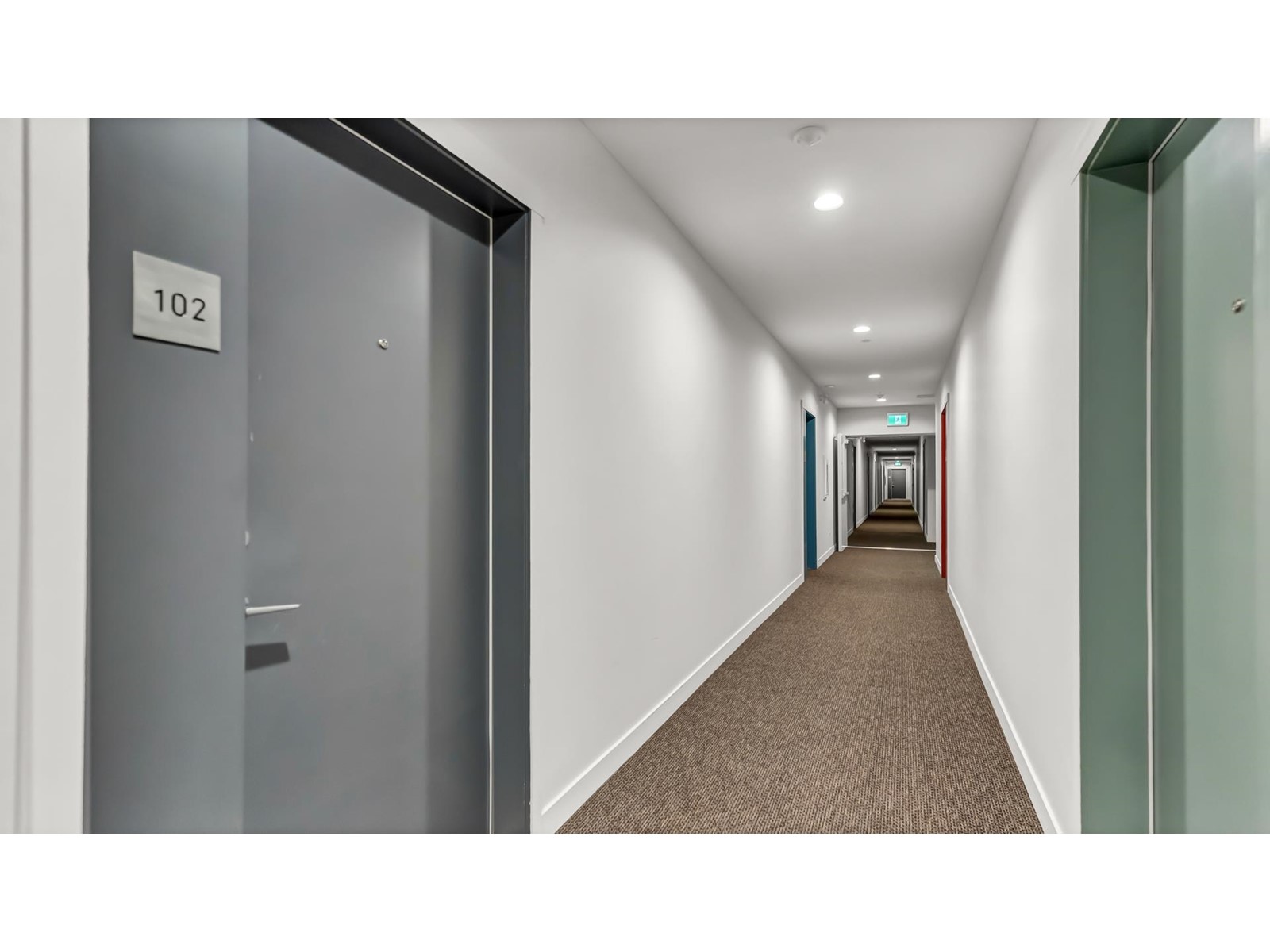 102 10838 WHALLEY BOULEVARD, Surrey