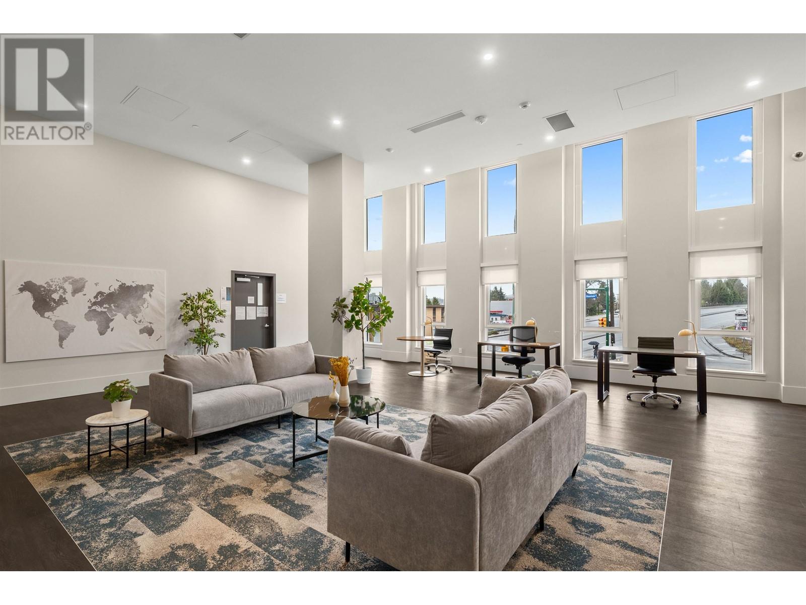 1006 901 LOUGHEED HIGHWAY, Coquitlam