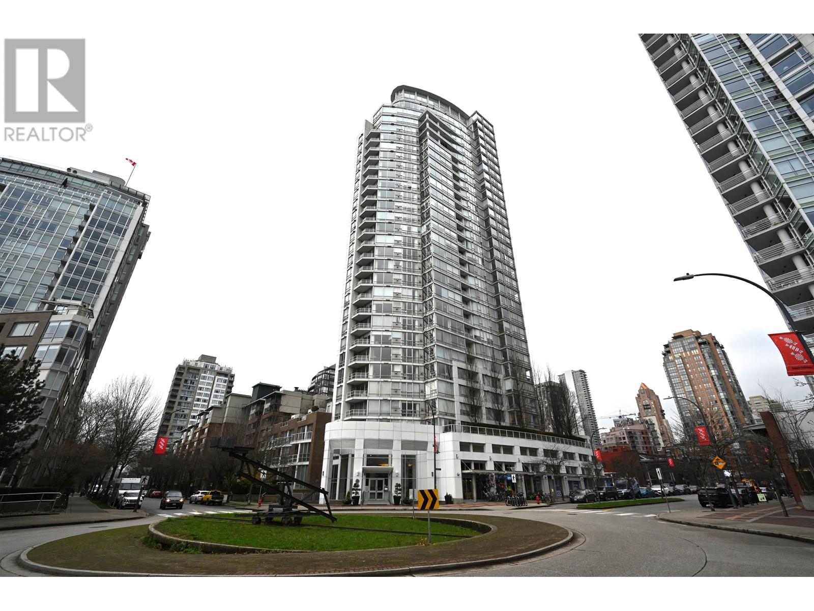 2002 1201 MARINASIDE CRESCENT, Vancouver real estate listing R2953499