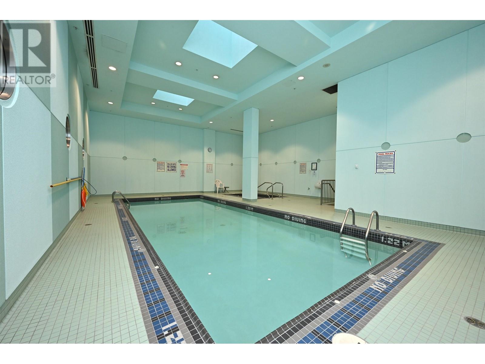 2002 1201 MARINASIDE CRESCENT, Vancouver real estate listing R2953499