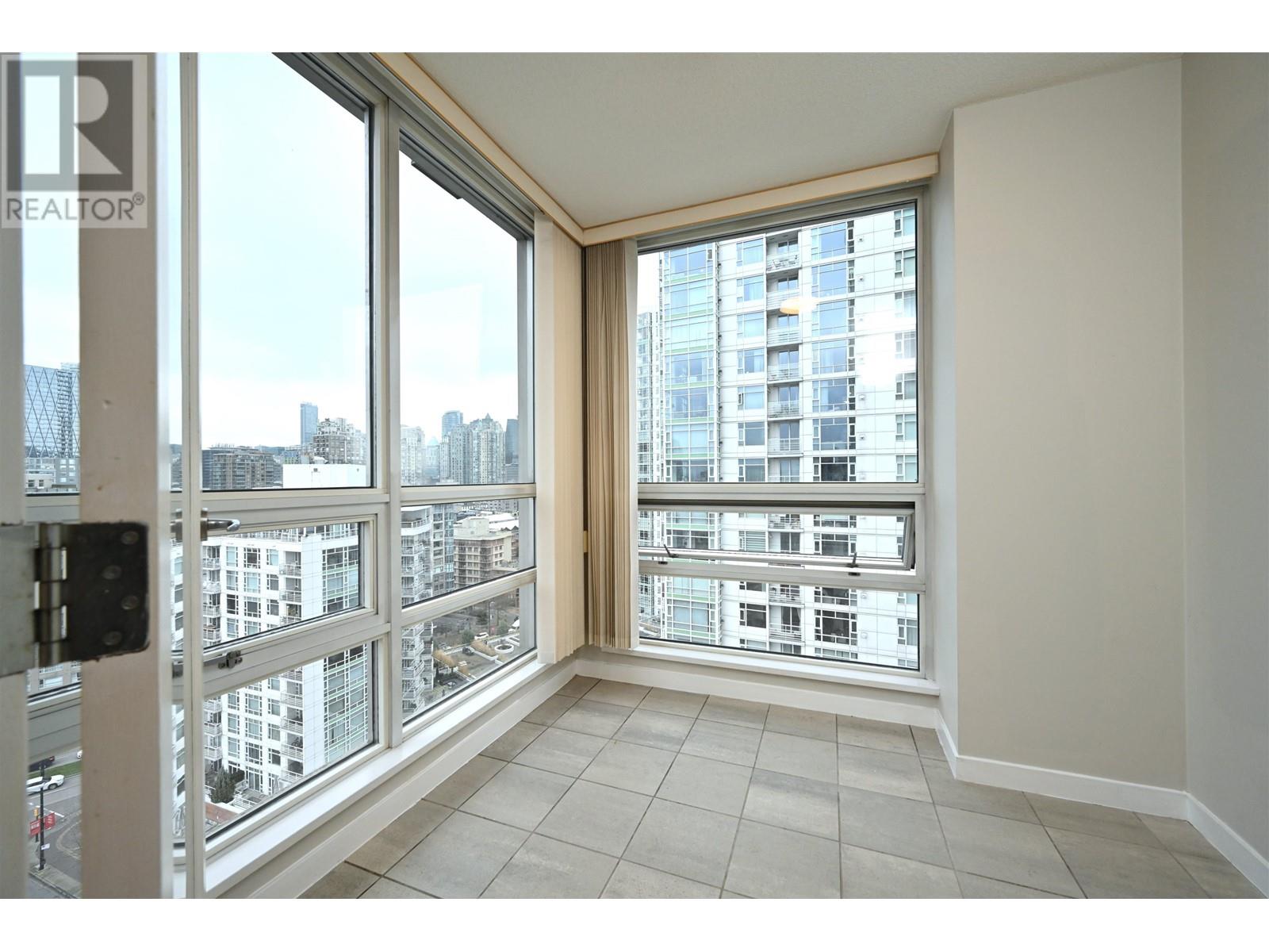 2002 1201 MARINASIDE CRESCENT, Vancouver real estate listing R2953499