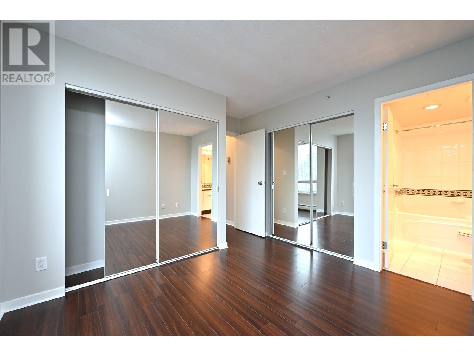 2002 1201 MARINASIDE CRESCENT, Vancouver real estate listing R2953499