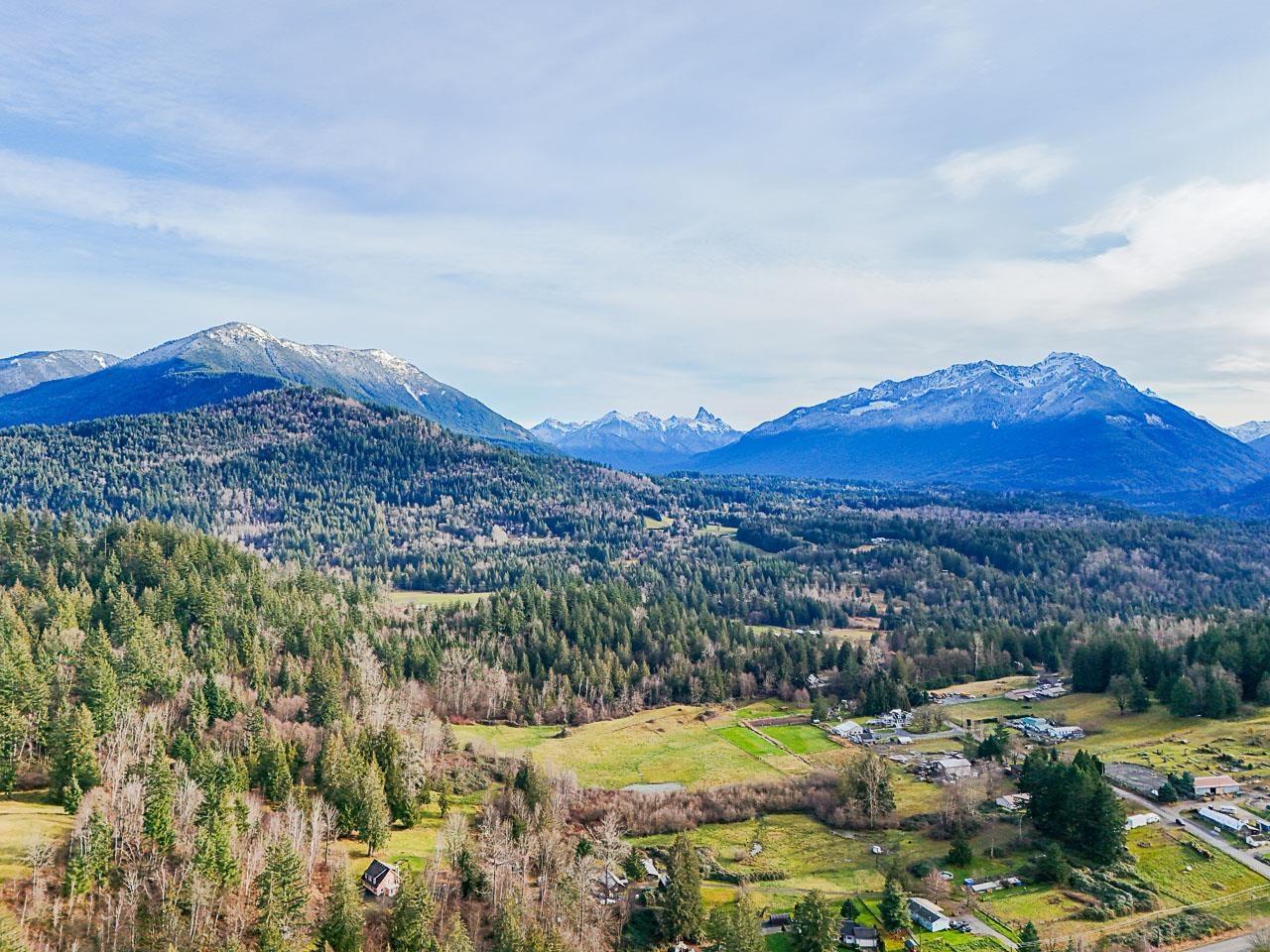 6183 RYDER LAKE ROAD, Ryder Lake, Chilliwack