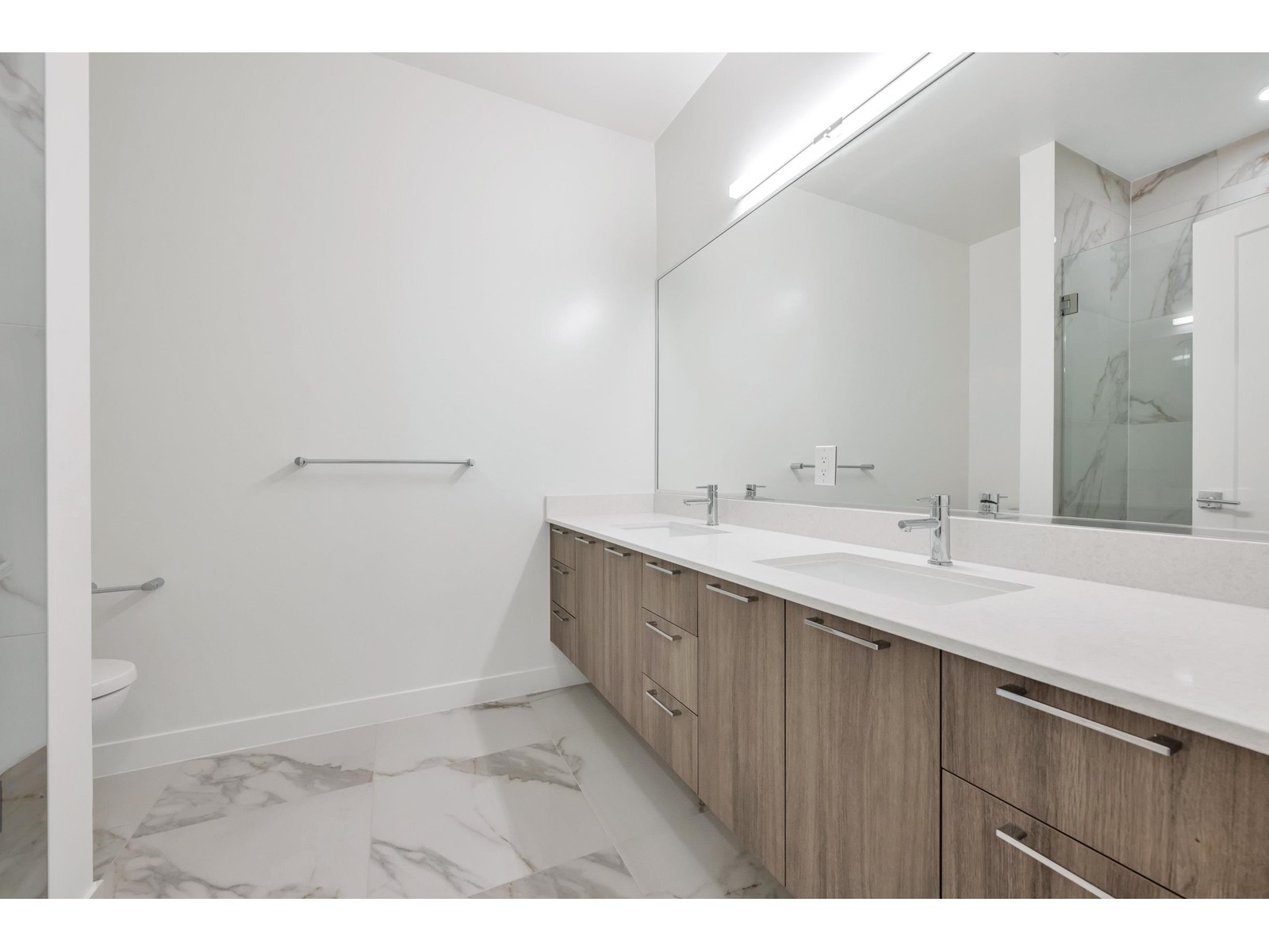 3306 8551 201 STREET, Langley real estate listing R2953844