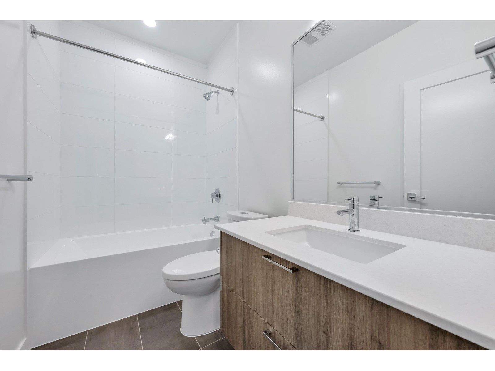 3306 8551 201 STREET, Langley real estate listing R2953844