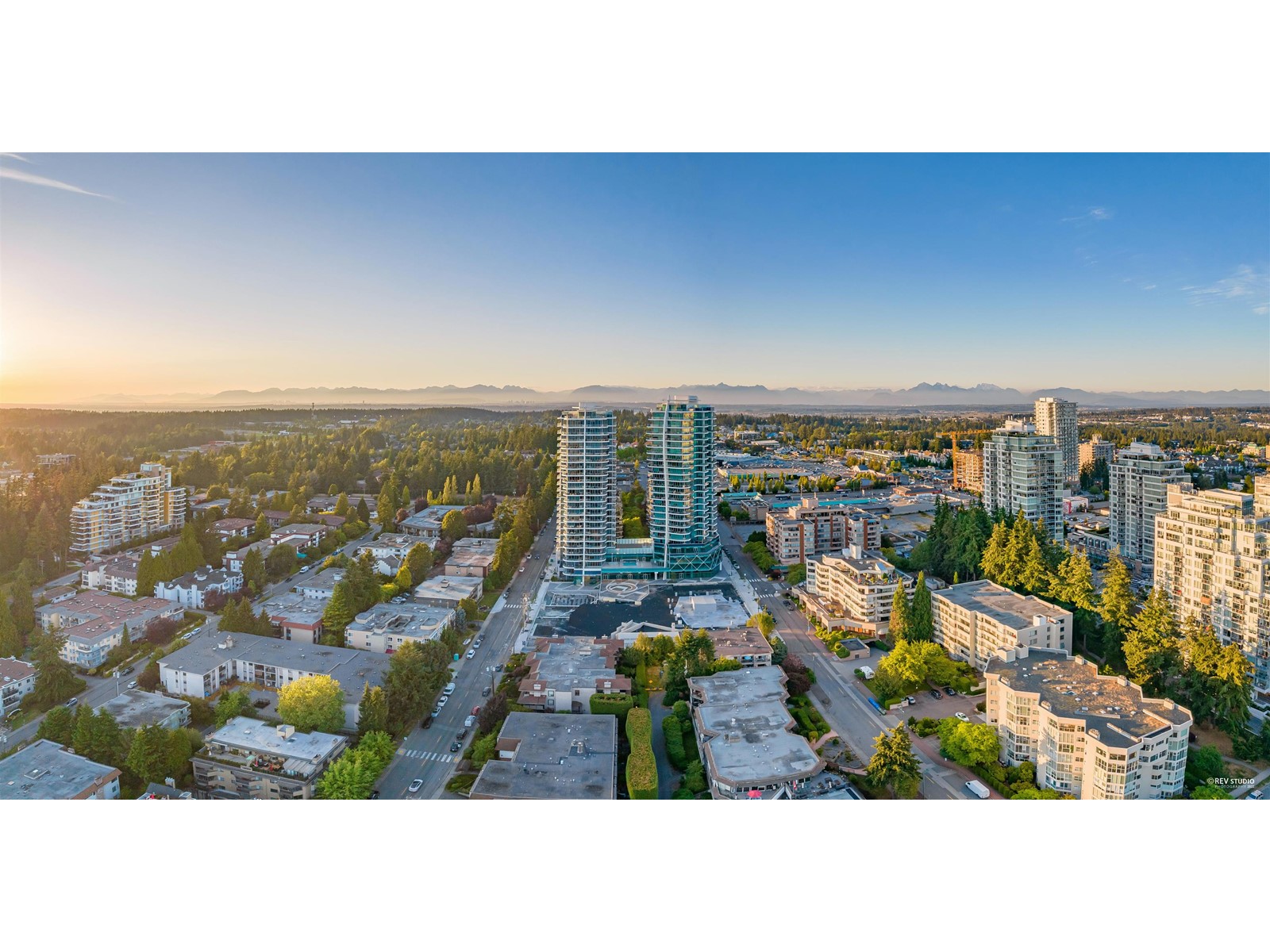 1203 1501 FOSTER STREET, White Rock real estate listing R2954246