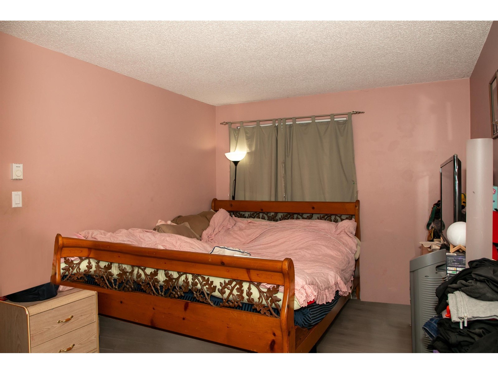 212 13947 72 AVENUE, Surrey