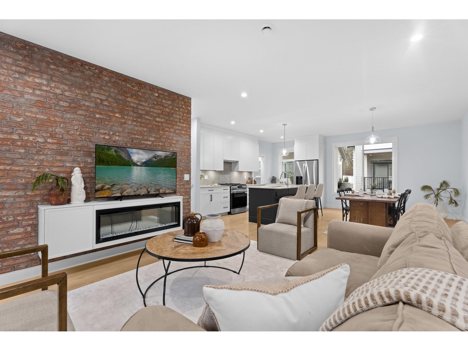 30 9688 182A STREET, Surrey