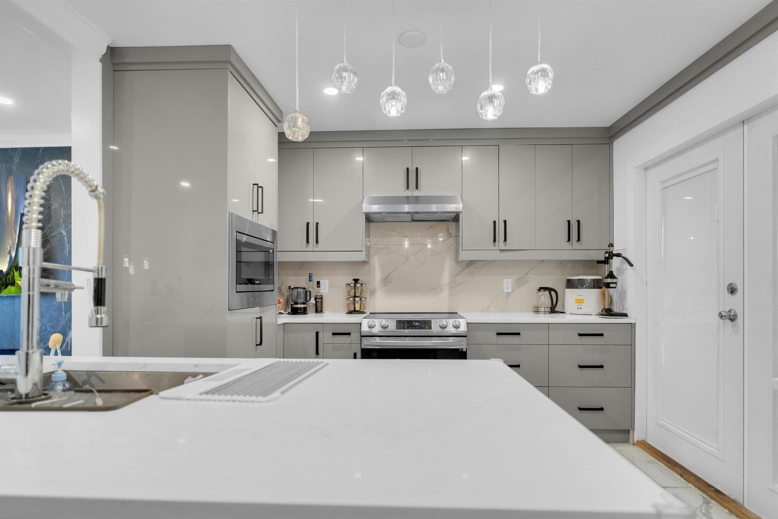 9127 ARMITAGE STREET, Chilliwack Proper East, Chilliwack real estate listing R2954005
