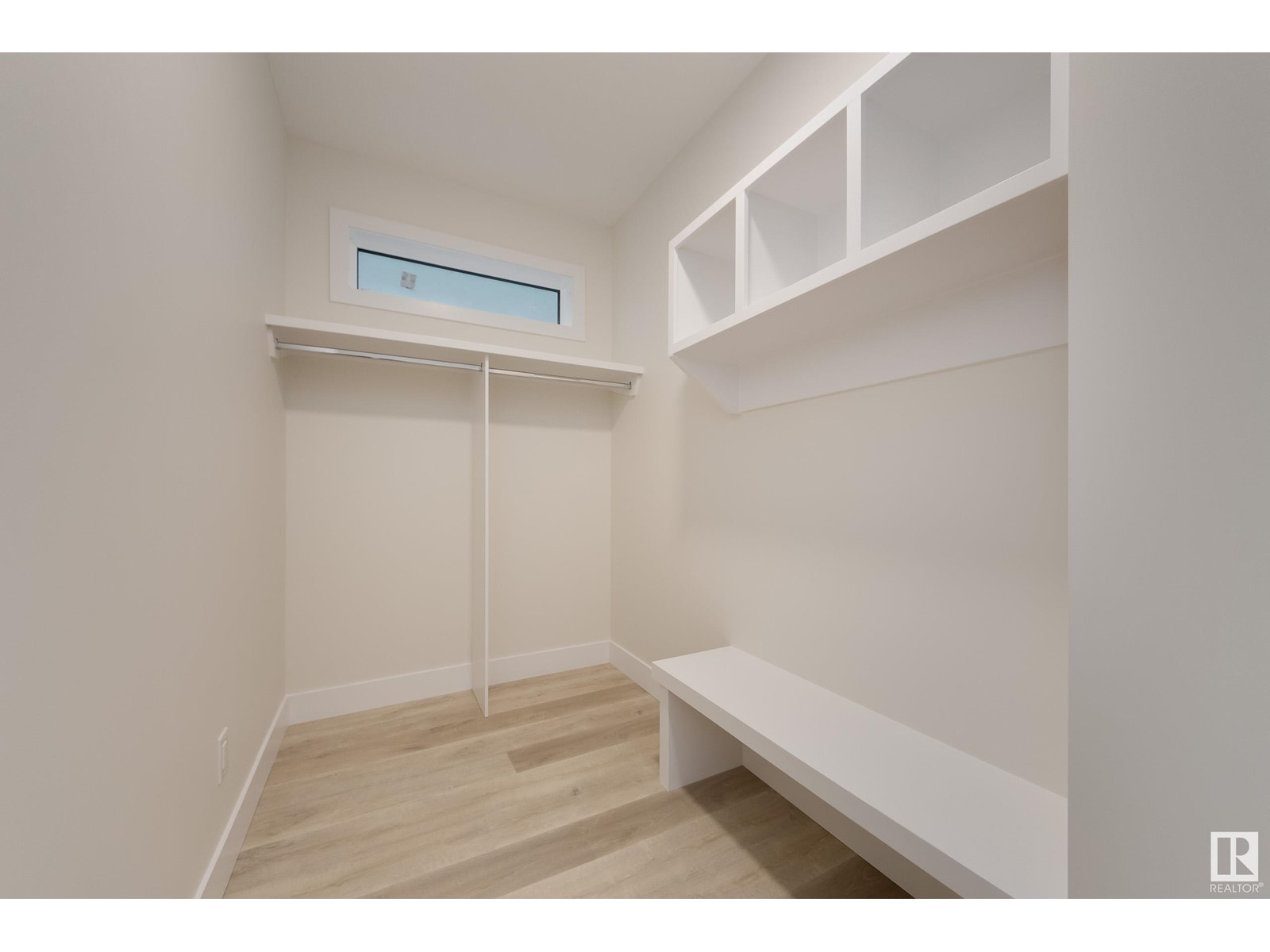 3052 DIXON LD SW SW, Edmonton