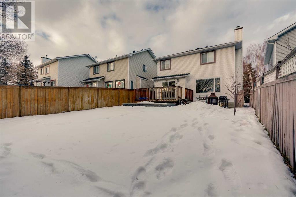 Single Family House for Sale in  Mt Selkirk Close SE McKenzie Lake Calgary 