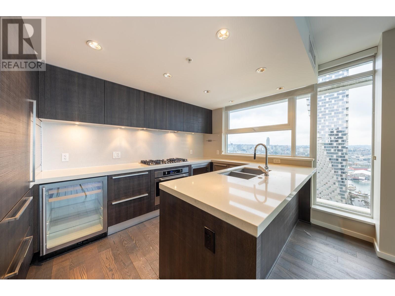 2707 1351 CONTINENTAL STREET, Vancouver