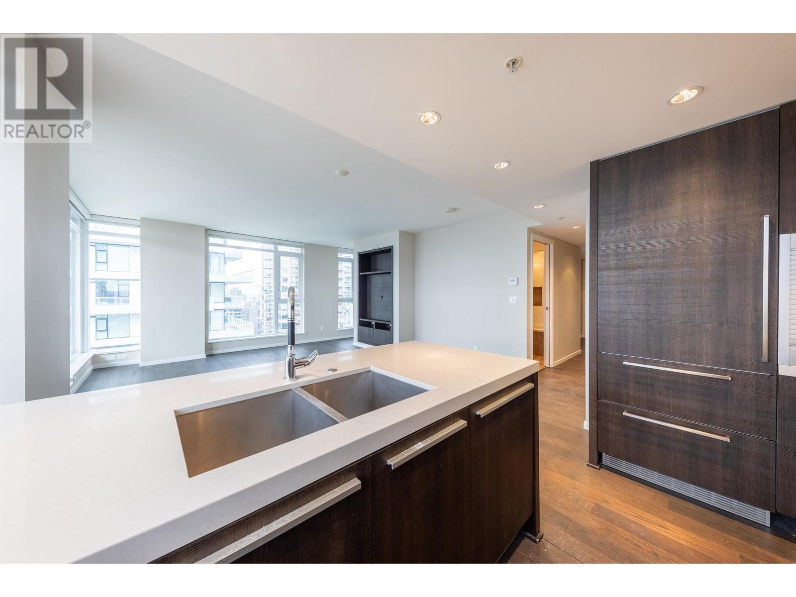 2707 1351 CONTINENTAL STREET, Vancouver