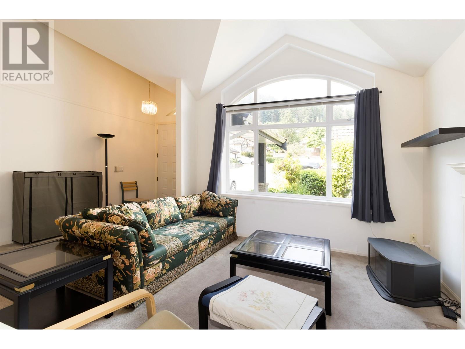 1642 PLATEAU CRESCENT, Coquitlam real estate listing R2908614