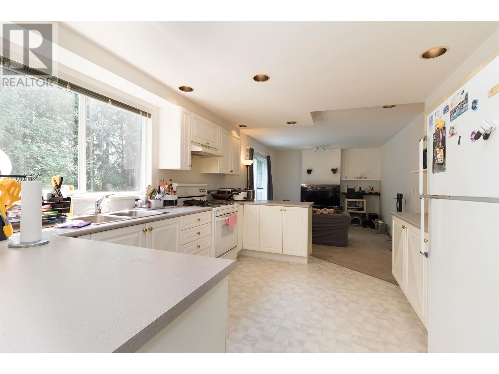 1642 PLATEAU CRESCENT, Coquitlam real estate listing R2908614