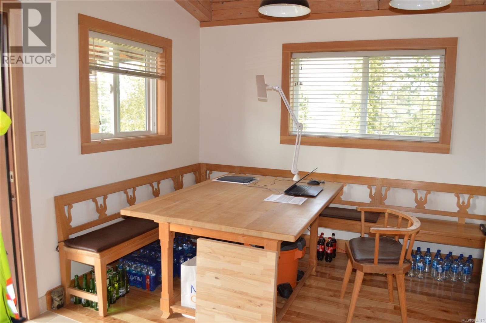 DL315 Kenny Point, Port Hardy