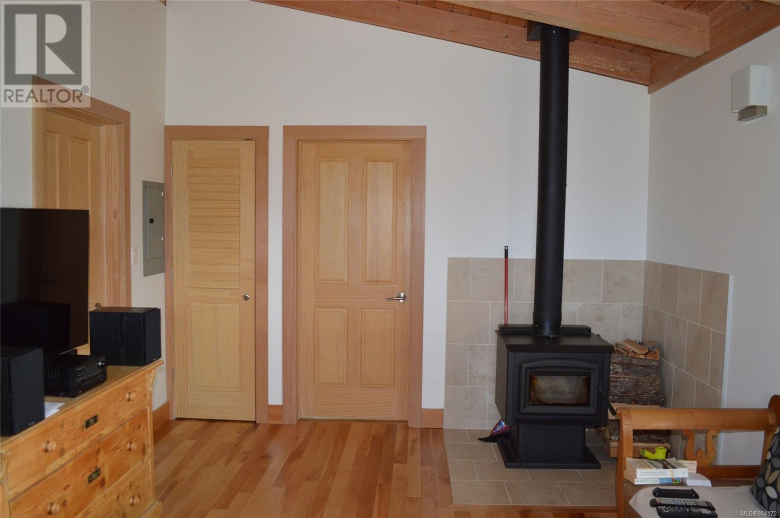 DL315 Kenny Point - 15