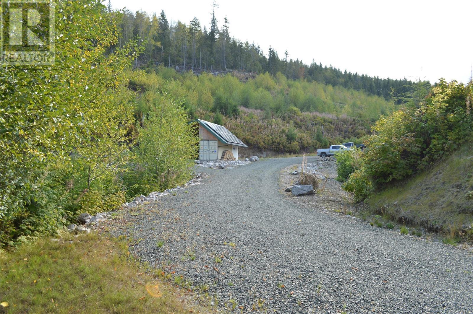 DL315 Kenny Point, Port Hardy