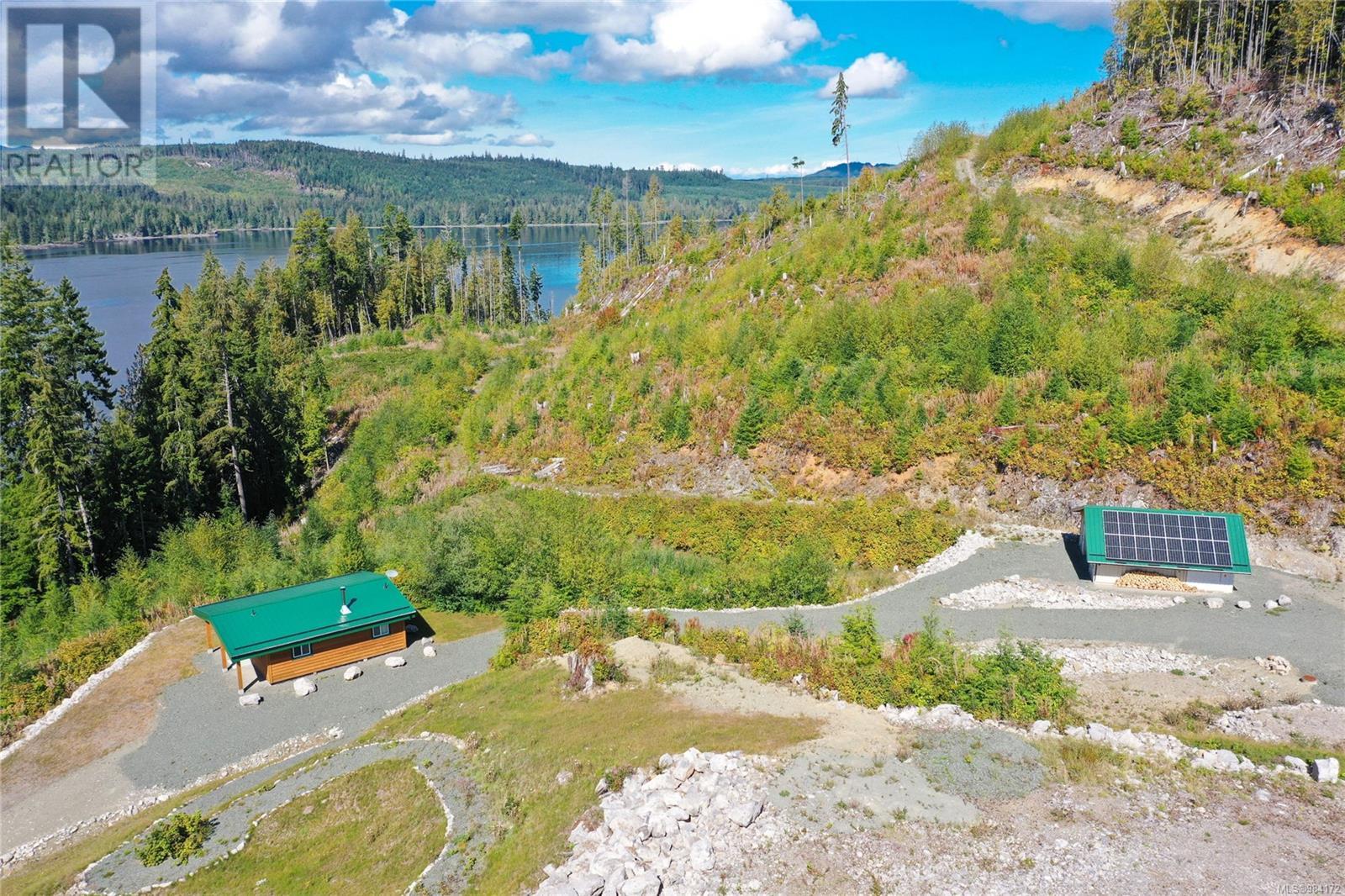 DL315 Kenny Point, Port Hardy