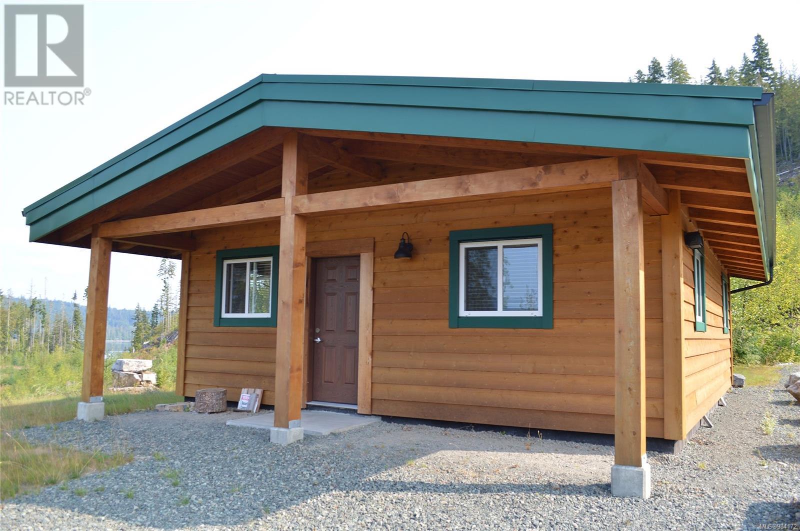 DL315 Kenny Point, Port Hardy