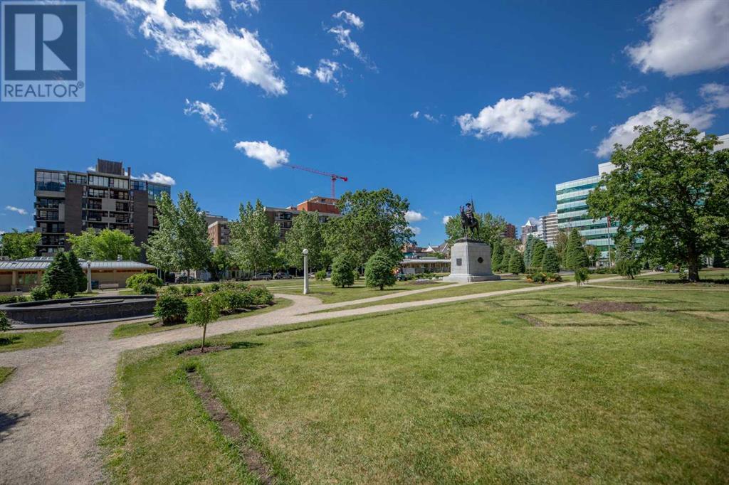 Single Family House High rise for Sale in    Avenue SW Beltline Calgary 