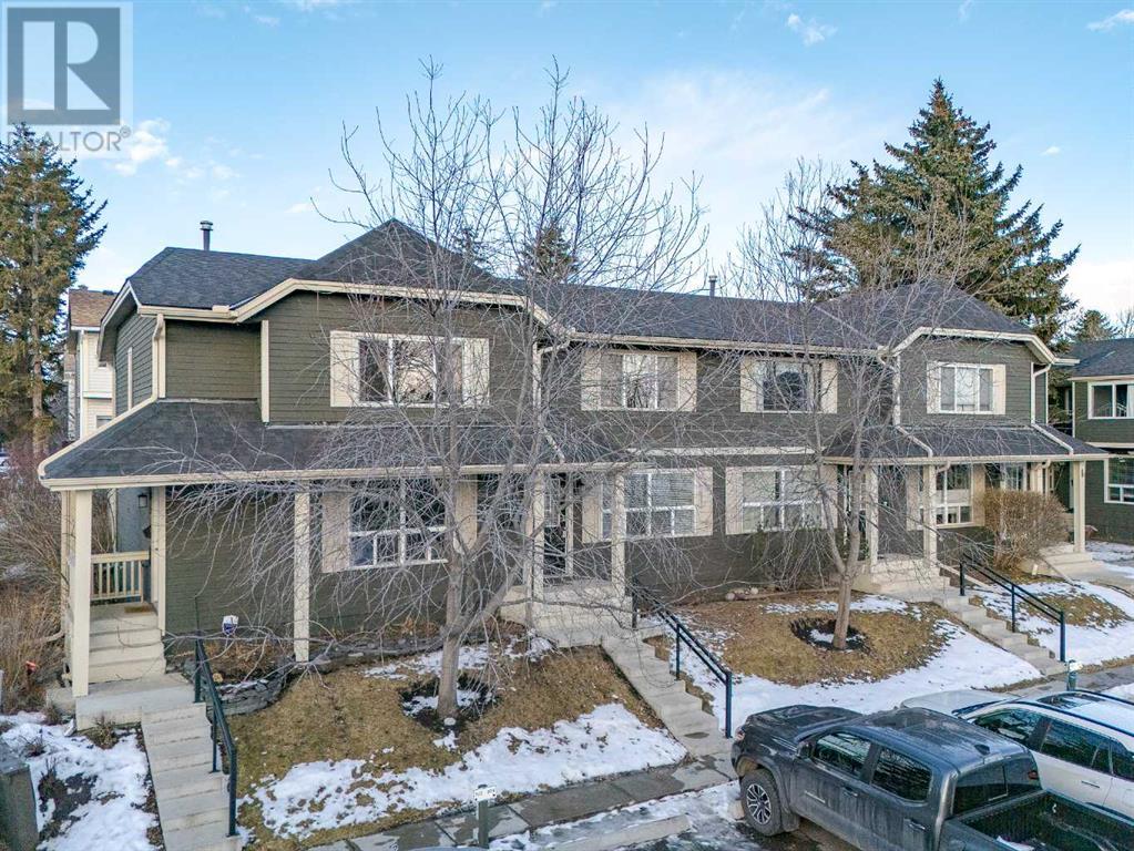 Single Family House for Sale in  Queenston Heights SE Queensland Calgary 