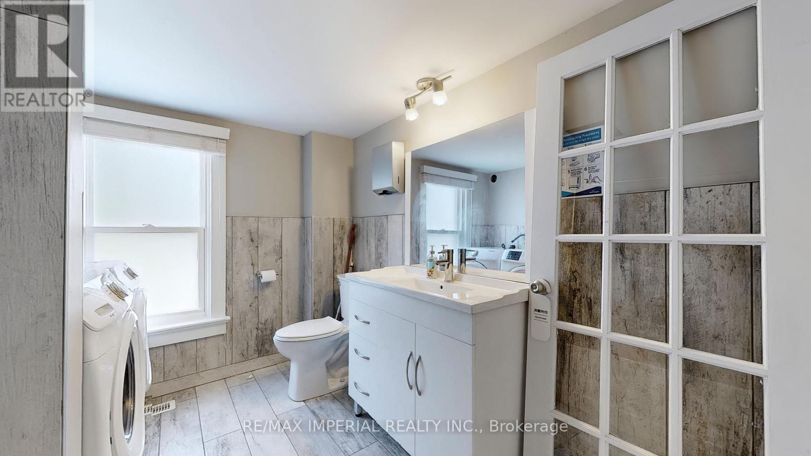 Photo 11 of 2nd Flr 156 Main Unionville Street, Markham ON