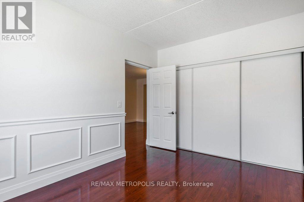 Photo 30 of 204 405 Erb Street W, Waterloo ON
