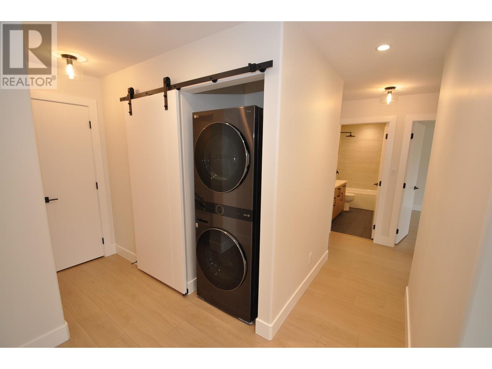910 LAKESIDE Drive Unit# 107, Nelson