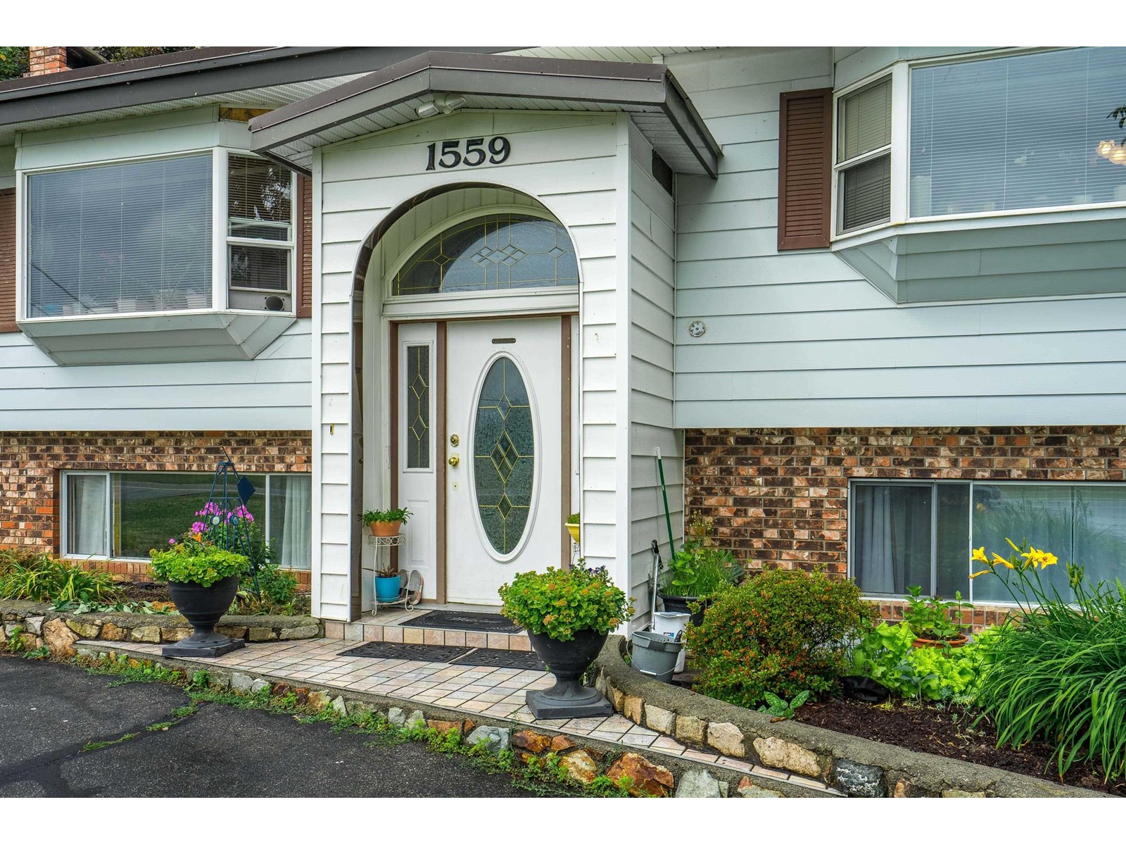 1559 WHATCOM ROAD, Abbotsford real estate listing R2954574