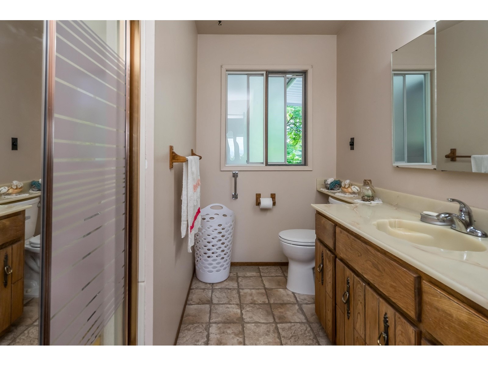 1559 WHATCOM ROAD, Abbotsford real estate listing R2954574