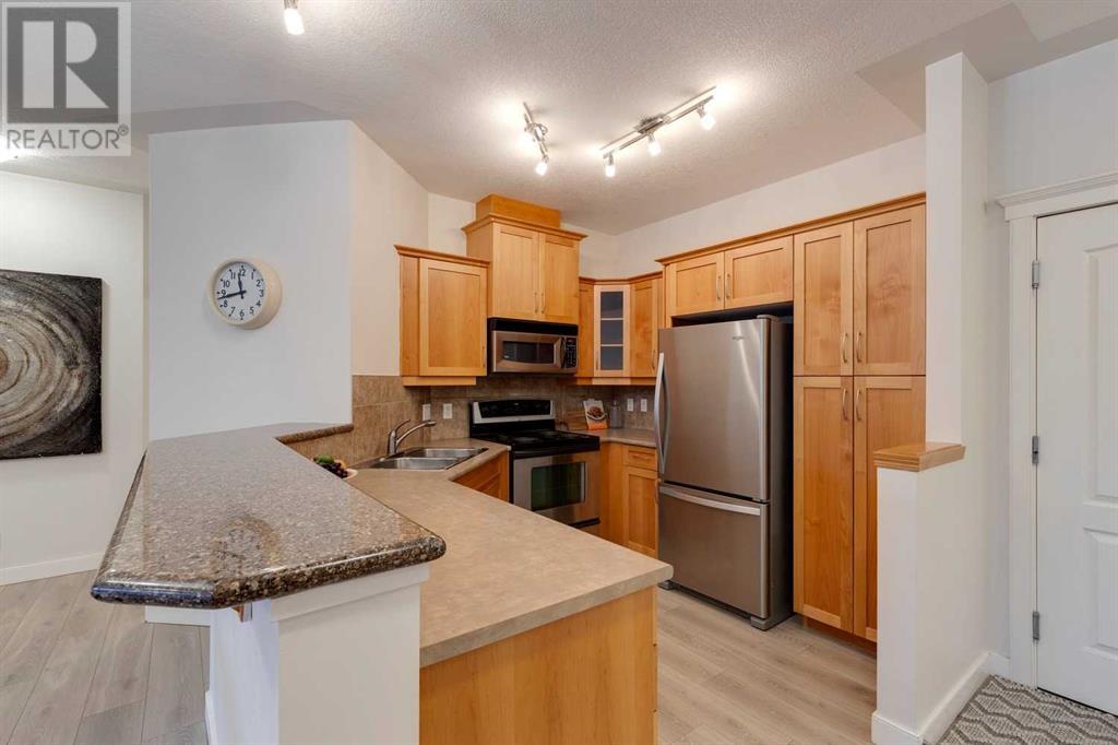 Single Family House High rise for Sale in   Discovery Ridge Close SW Discovery Ridge Calgary 