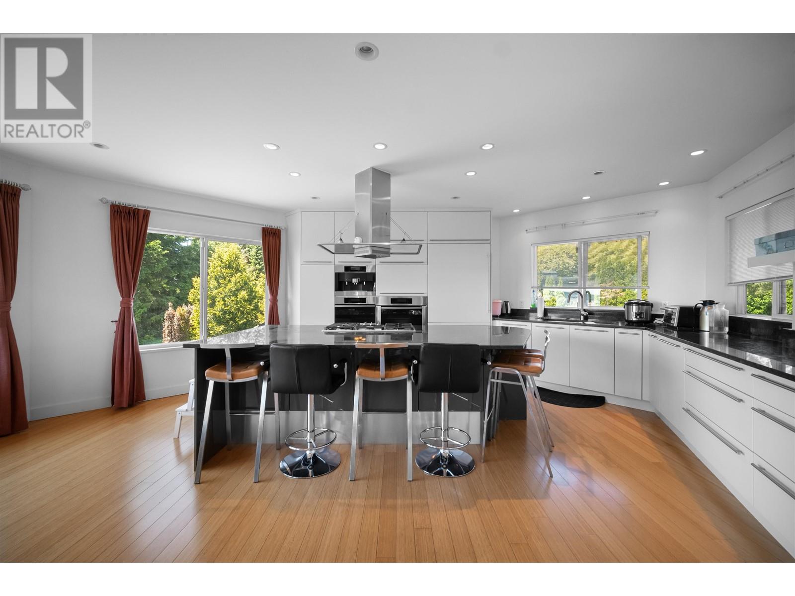 4246 ROCKRIDGE ROAD, West Vancouver real estate listing R2951882