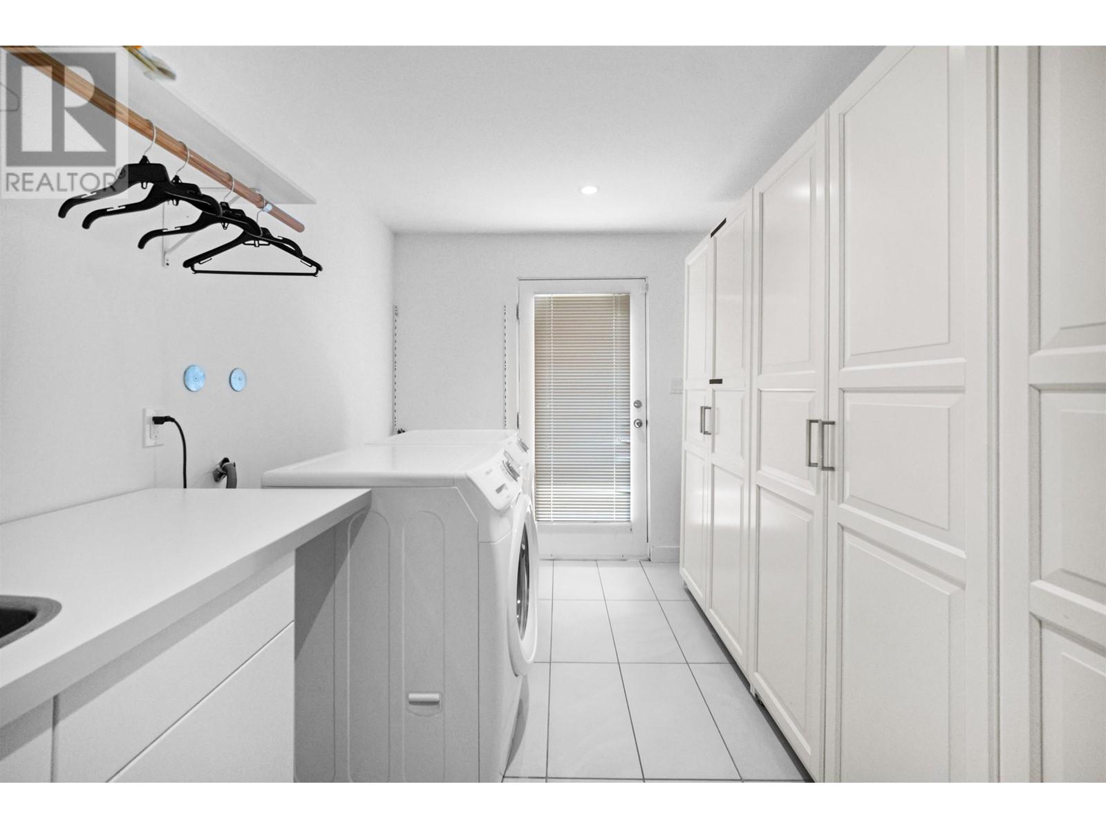 4246 ROCKRIDGE ROAD, West Vancouver real estate listing R2951882