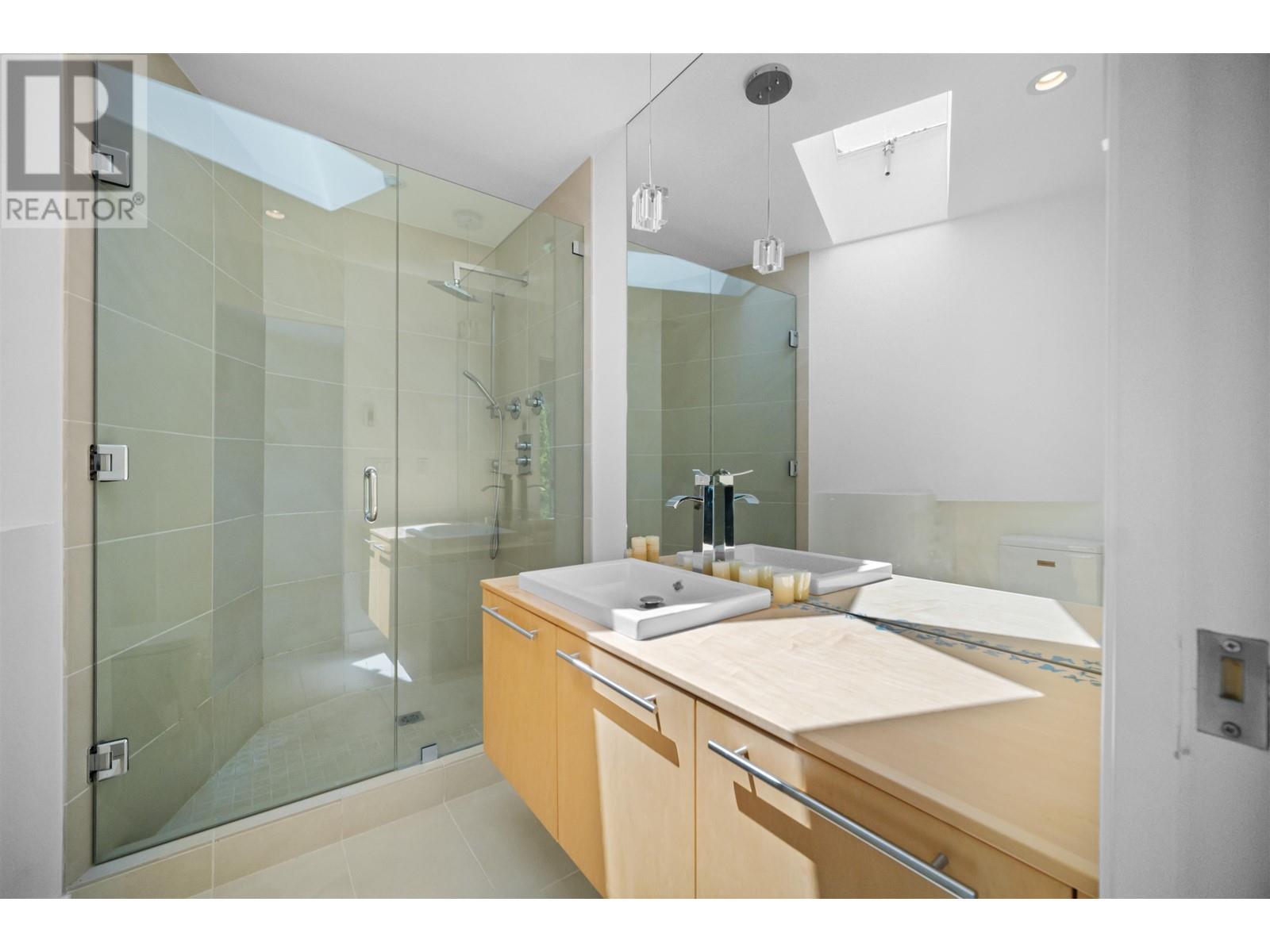 4246 ROCKRIDGE ROAD, West Vancouver real estate listing R2951882