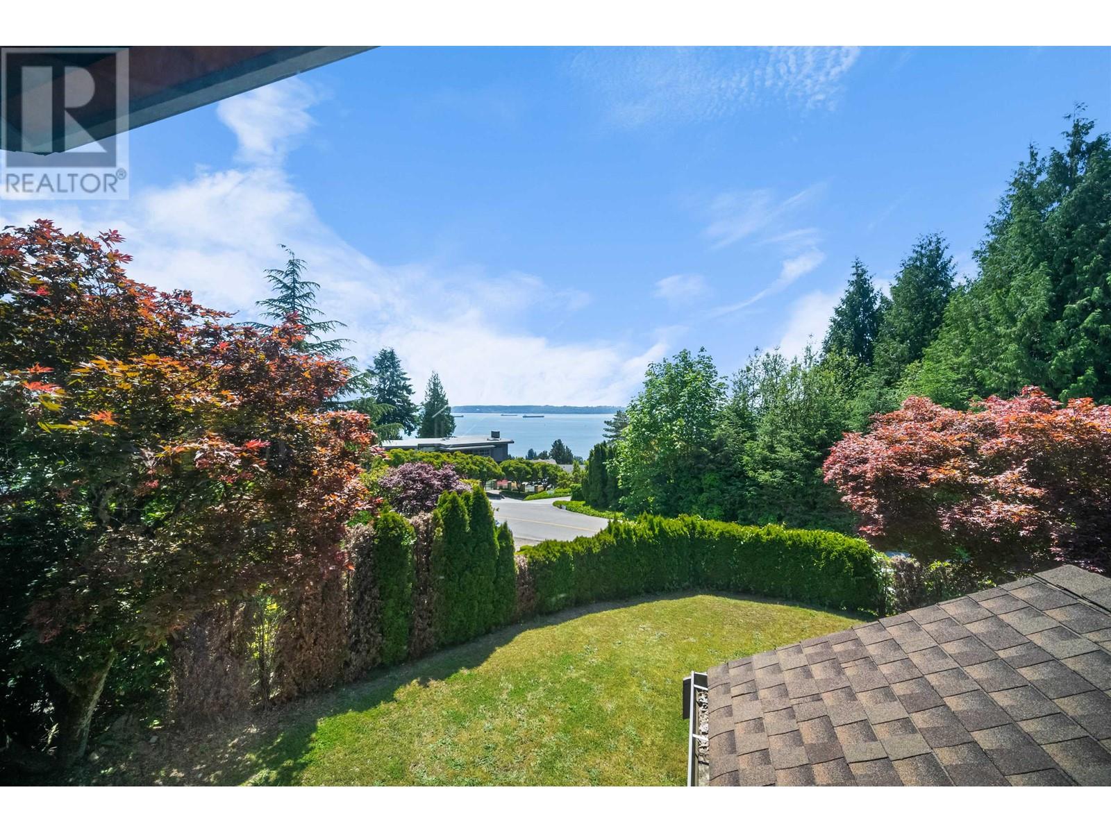 4246 ROCKRIDGE ROAD, West Vancouver real estate listing R2951882