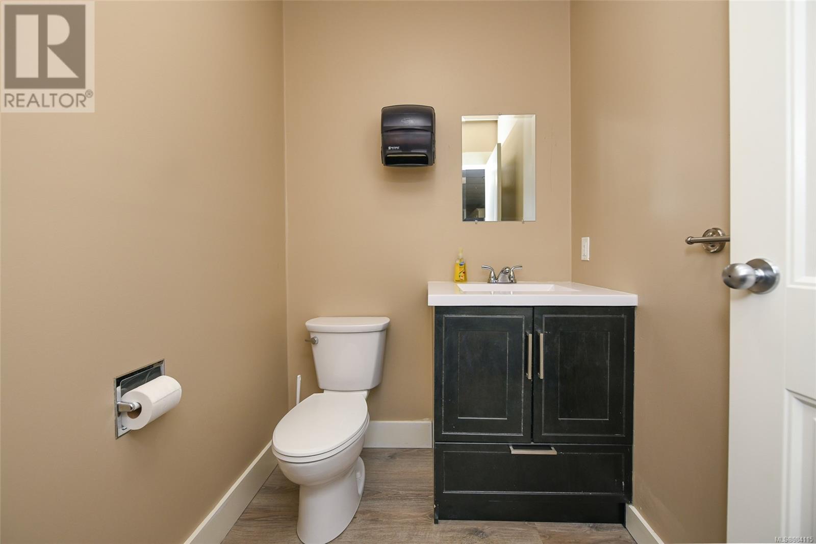 535 6th St, Courtenay real estate listing 984115
