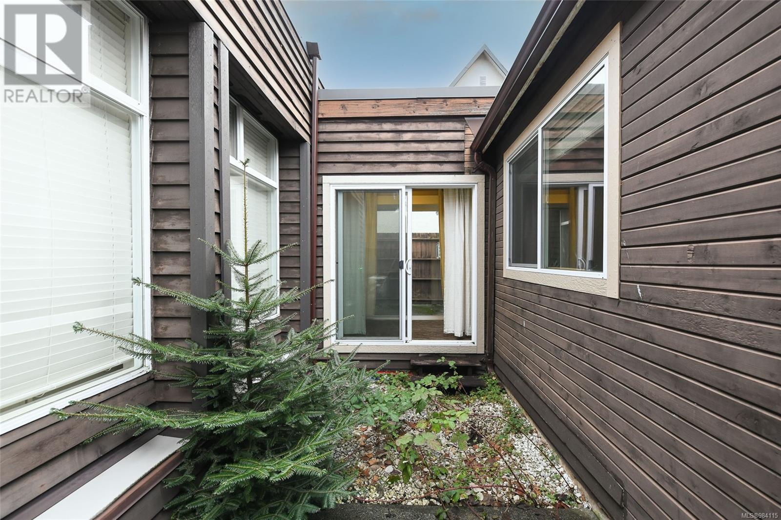 535 6th St, Courtenay real estate listing 984115