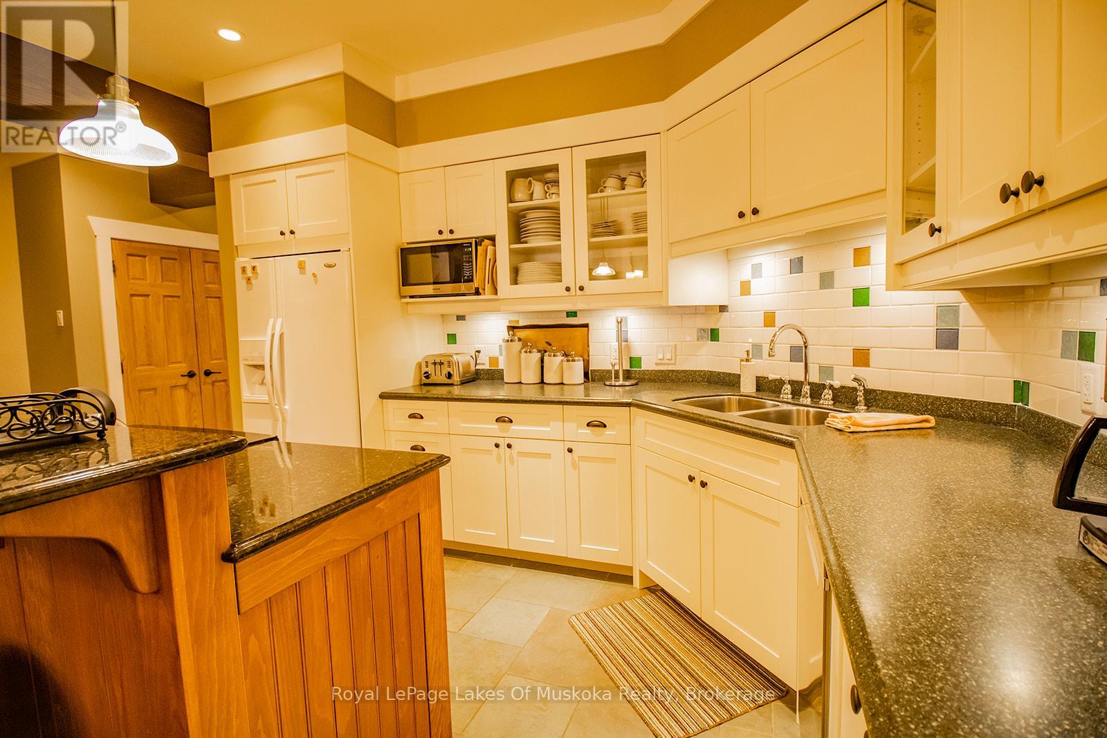 Photo 27 of V 15 W 10 1020 Birch Glen Road, Lake Of Bays ON