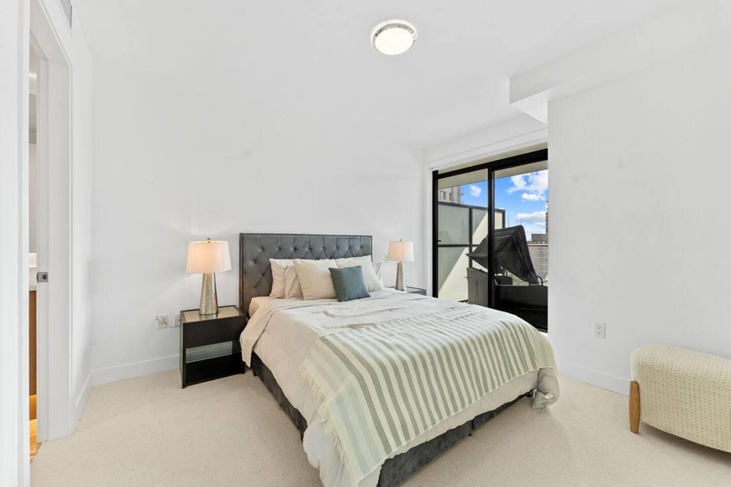 508 1588 JOHNSTON ROAD, White Rock real estate listing R2954664